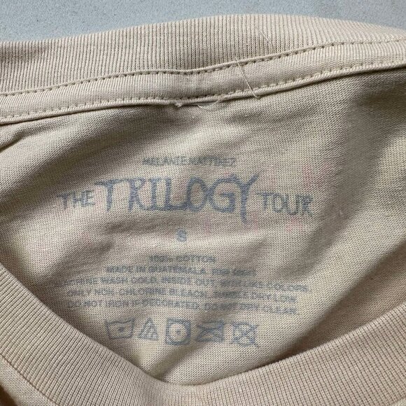 Melanie Martinez The Trilogy Tour Merch Shirt Crop Top I'm Such A Crybaby - Picture 3 of 3